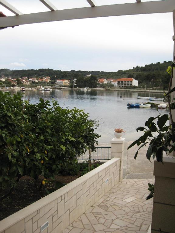 Apartments Ivona Lumbarda Ruang foto